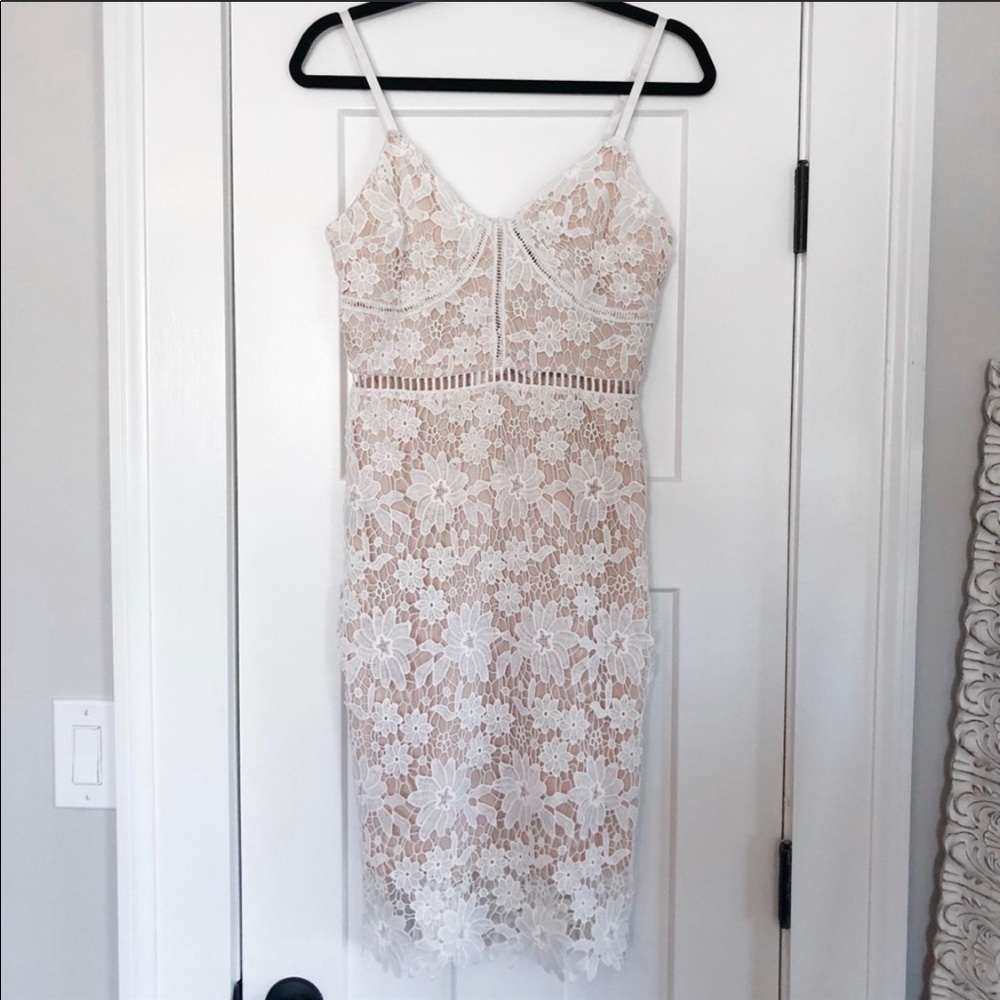 Forever 21 lace medium dress